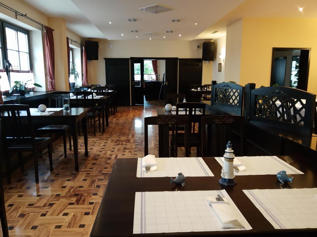 Hotel Weisses Ross Elsterwerda Luaran gambar