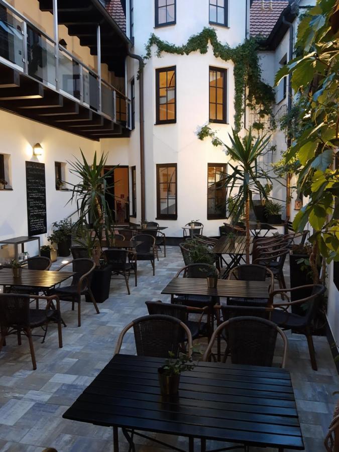 Hotel Weisses Ross Elsterwerda Luaran gambar